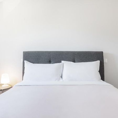 Olala Lisbon Oriente Suites C Buitenkant foto